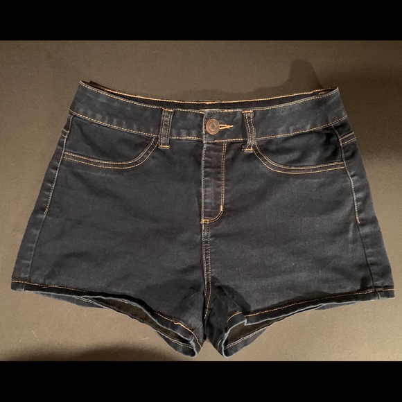 ⭐️ SO Jeans shorts - Picture 2 of 4